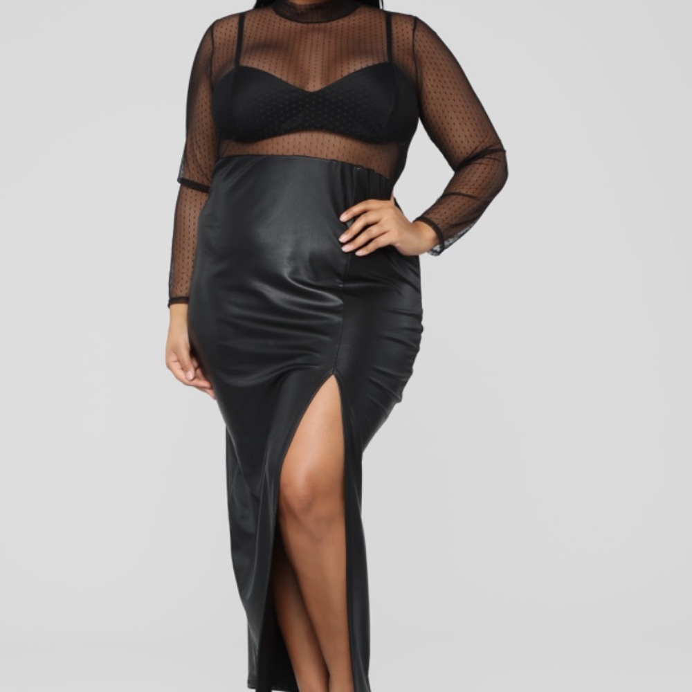 Fashionnova- Date Night Maxi Dress (XL)